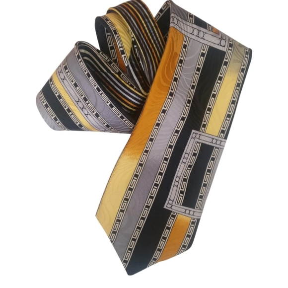 🇨🇦 Vintage authentic Gianni Versace silk tie - Picture 1 of 10